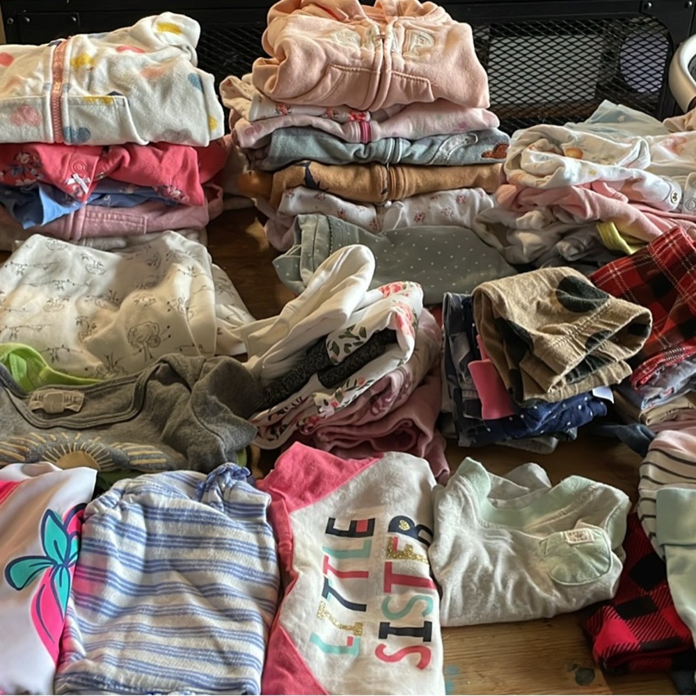 Over 100 pieces - Assorted Baby Girl Clothing Bundle